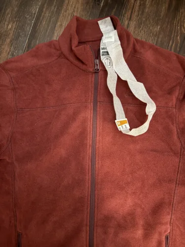 Decathlon Quechua Men's Eco Designed Hiking Fleece photo review