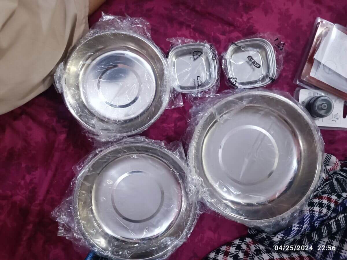22PCS Outdoor Camping Stainless Steel Tableware Set photo review